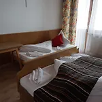 Gaestehaus Klammerschneider 2* 젤암질러